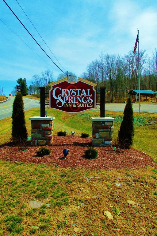 Crystal Springs Inn And Suites Towanda Eksteriør bilde