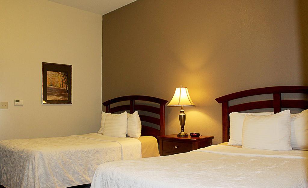 Crystal Springs Inn And Suites Towanda Eksteriør bilde