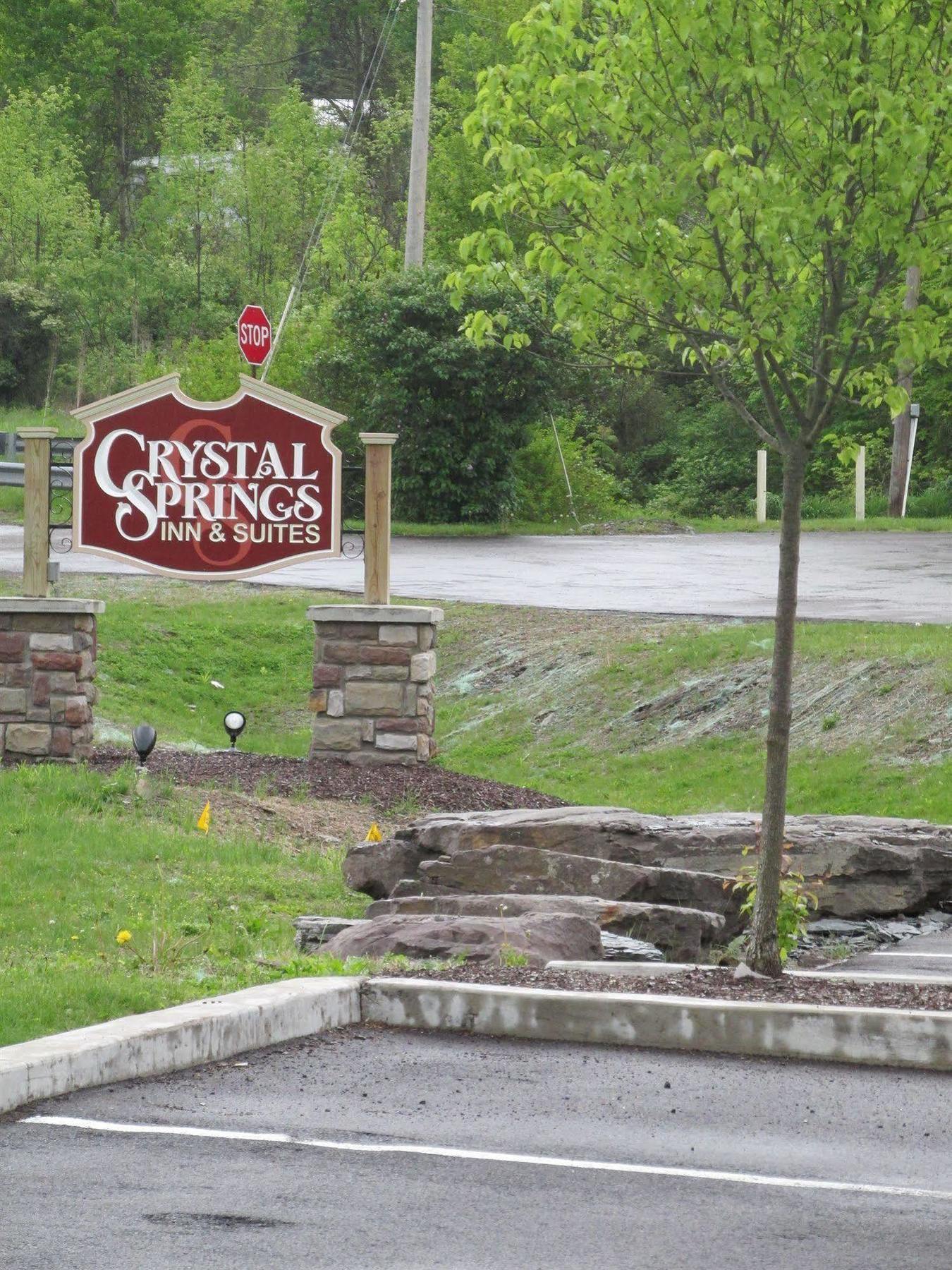 Crystal Springs Inn And Suites Towanda Eksteriør bilde