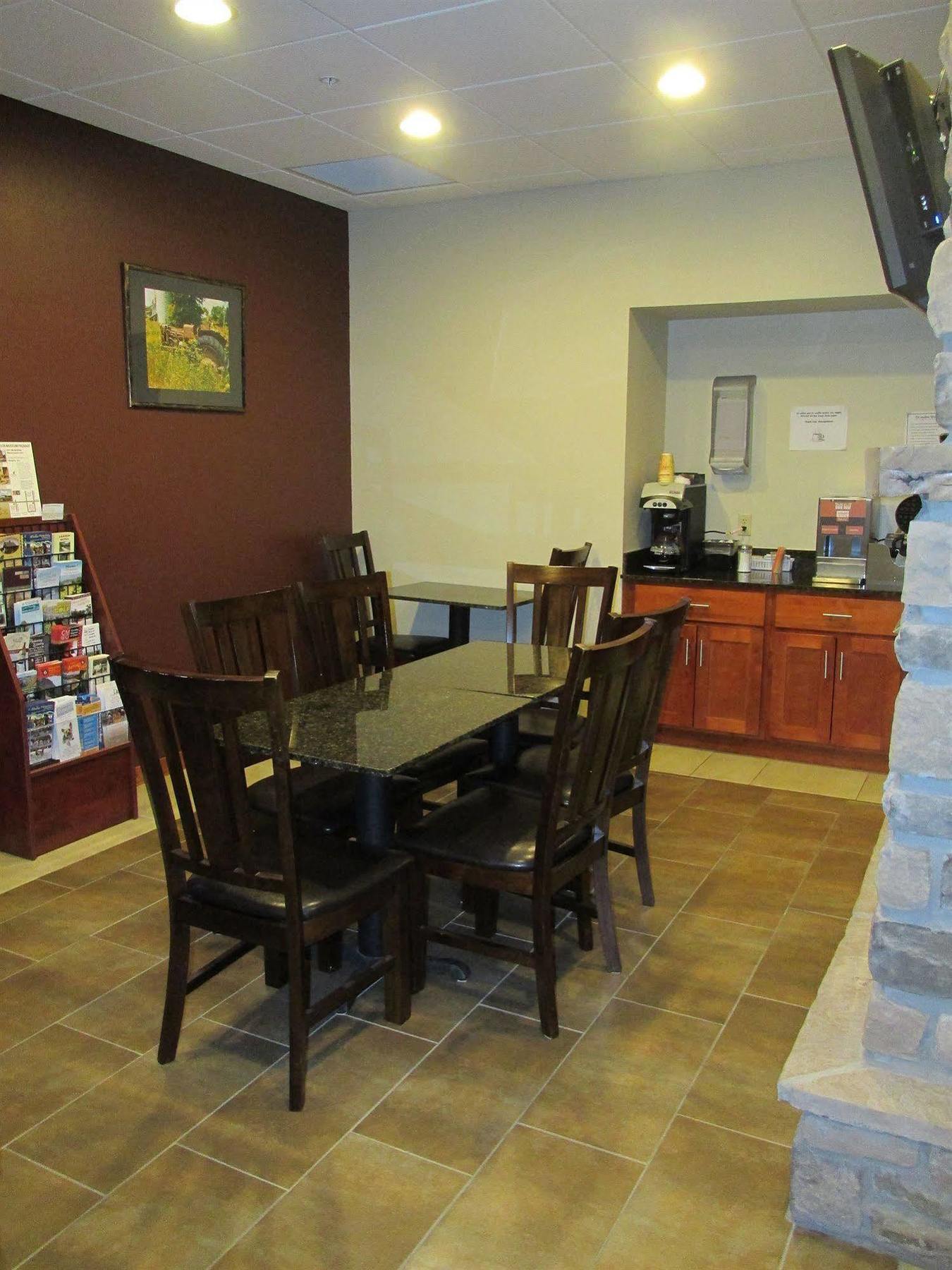 Crystal Springs Inn And Suites Towanda Eksteriør bilde